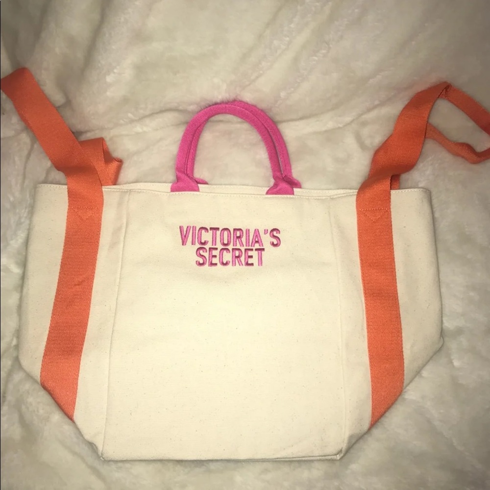 NEW Victoria’s Secret Beach Tote